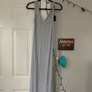 Bobeau Venice V-neck Maxi dress NWT